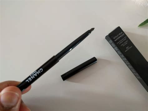 chanel noir petrole eyeliner